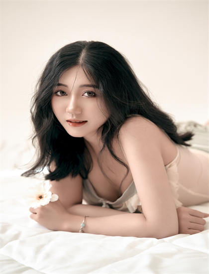 带你走进虎将征西的幕后世界：摄影的镜头语言与画面构图 探索艺术与技术的完美结合